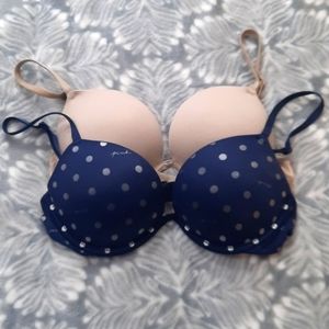 2 pack VS Pink T-shirt Bras